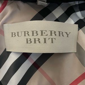 Burberry rain jacket with removable hood